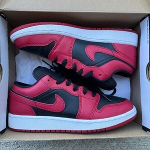 Air Jordan 1 low black and red